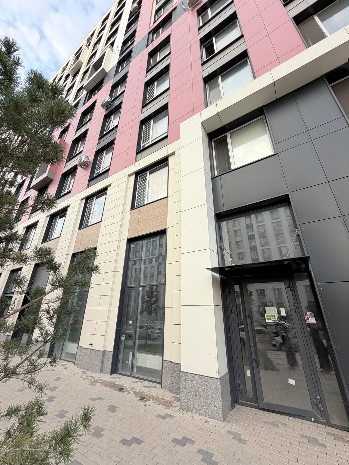 111.4 m² commercial space, Astana — photo 3