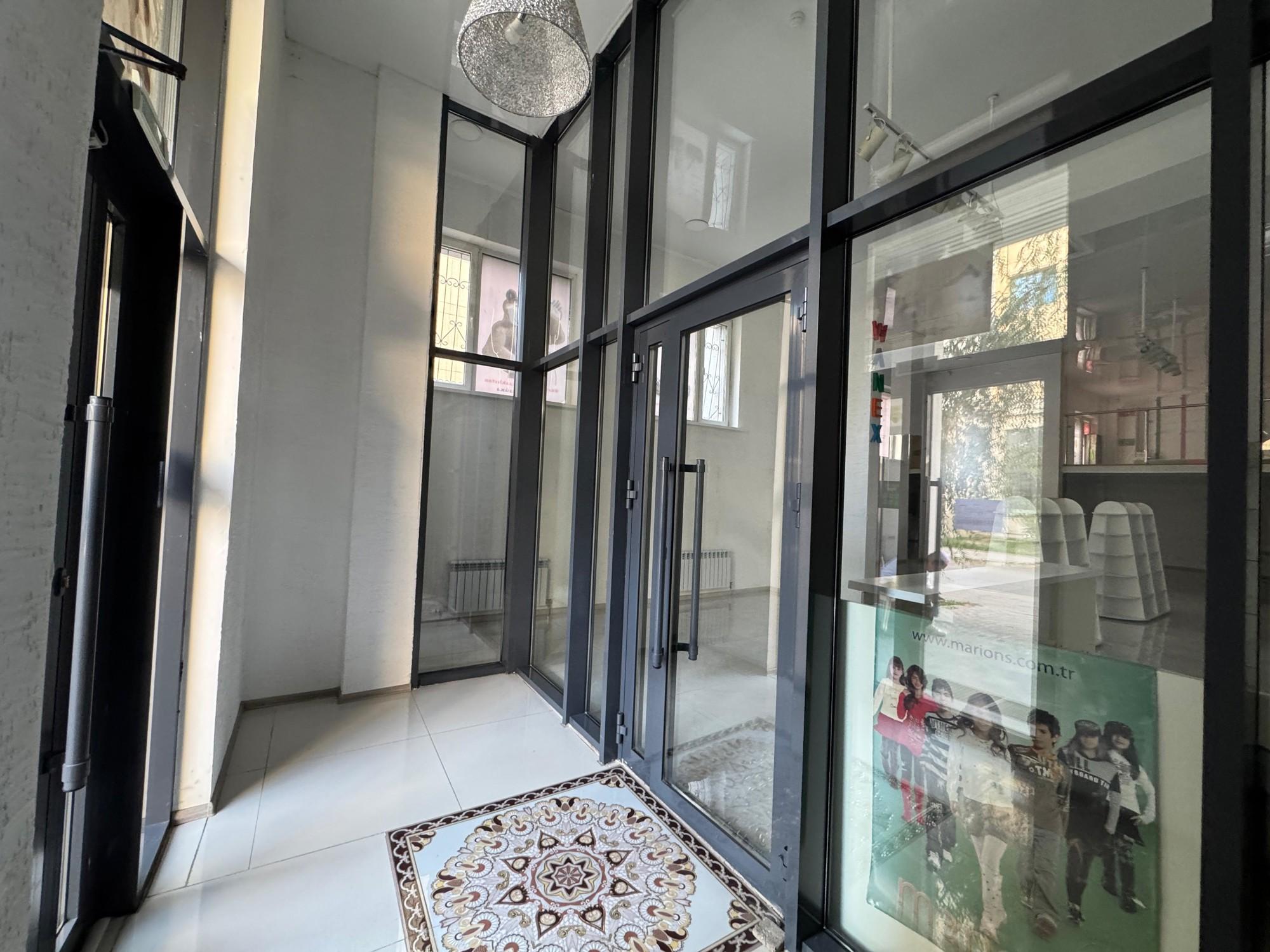 Коммерческое помещение 223.0 м², Астана