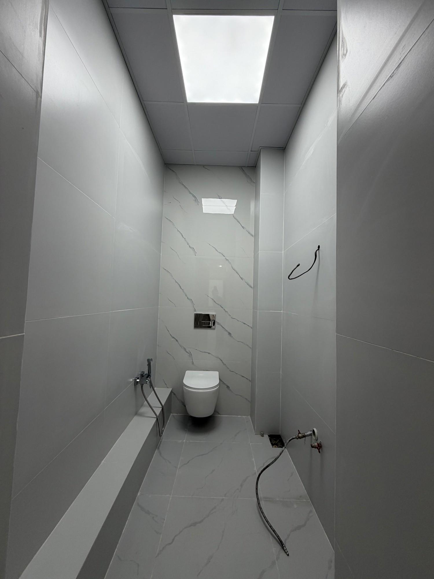 303 m² commercial space, Astana — photo 11
