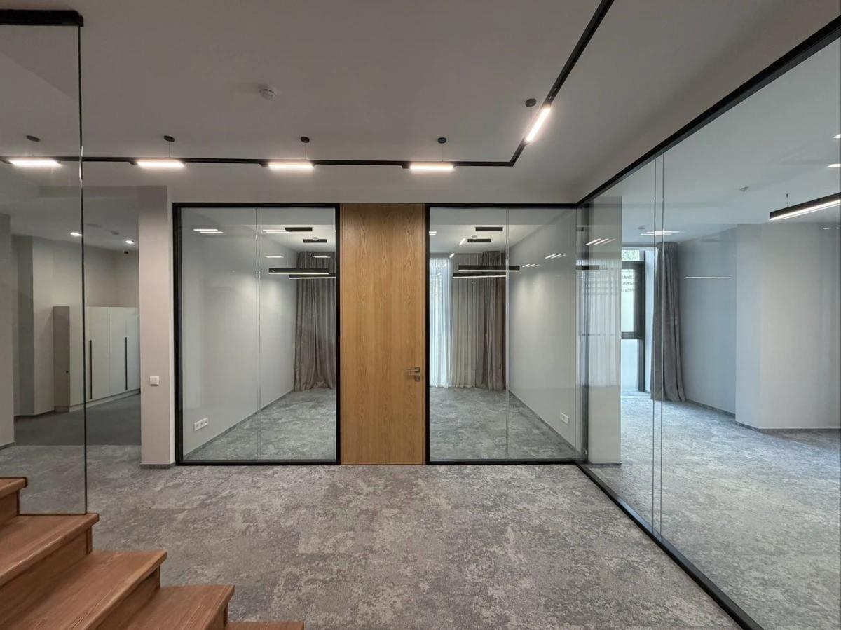 Коммерческое помещение 300.0 м², Астана