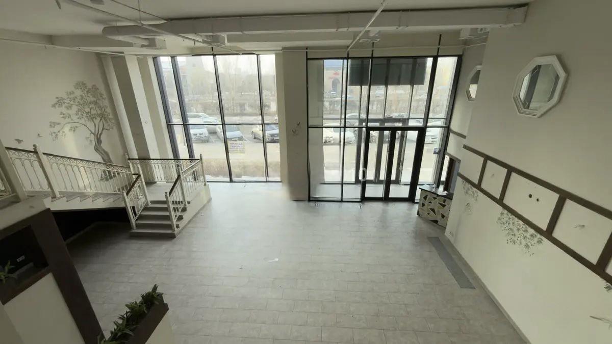 Коммерческое помещение 408.0 м², Астана