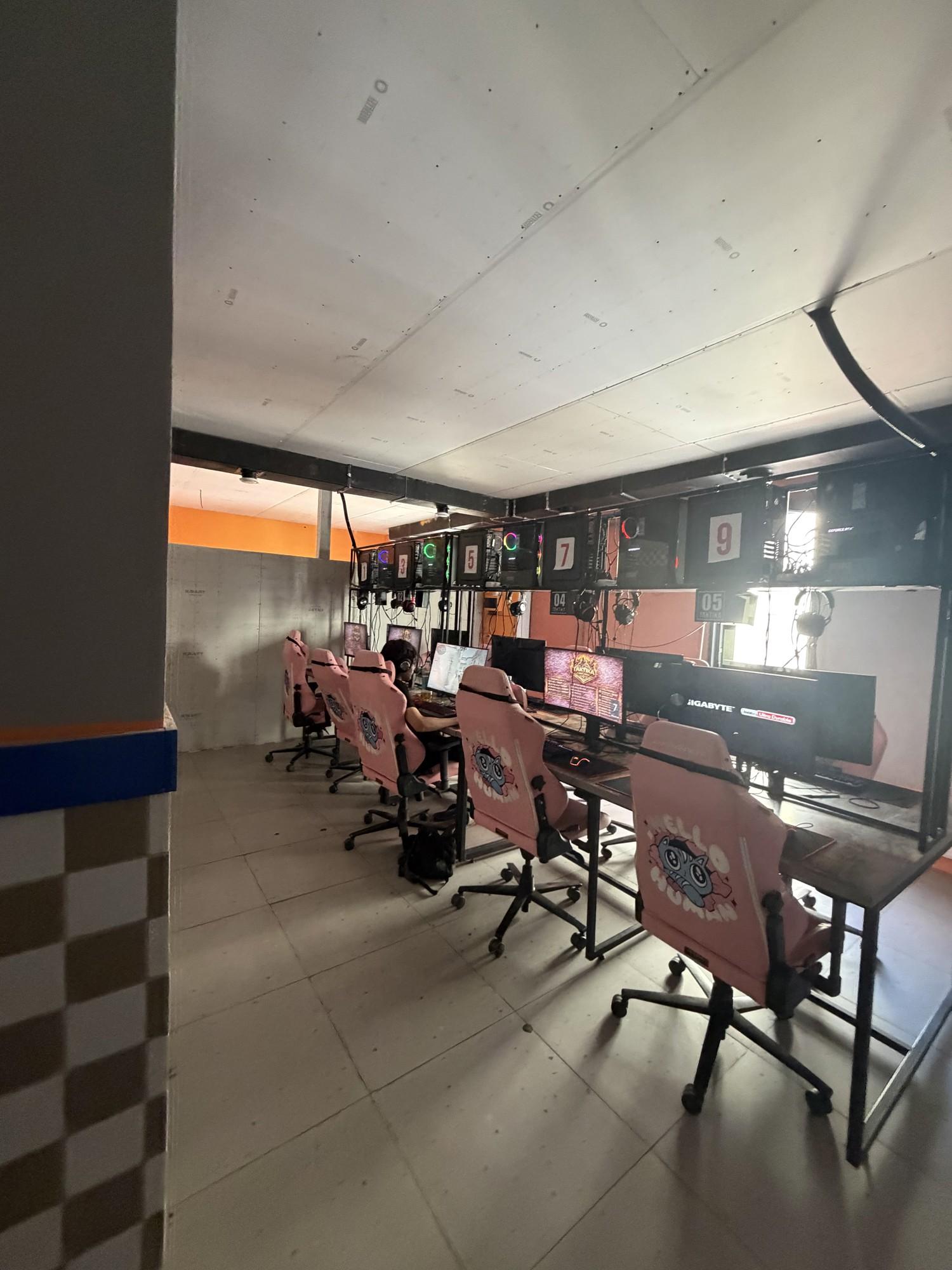 Коммерческое помещение 178.0 м², Астана