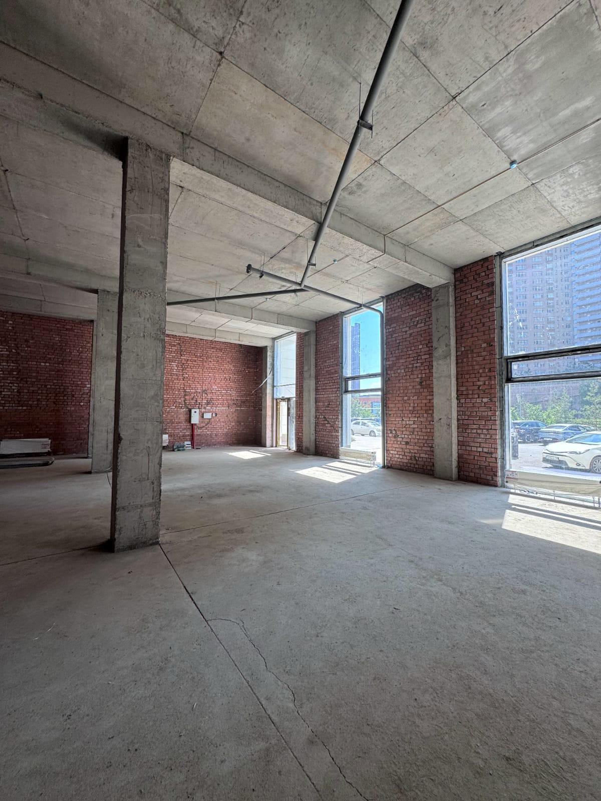 Коммерческое помещение 440.0 м², Астана