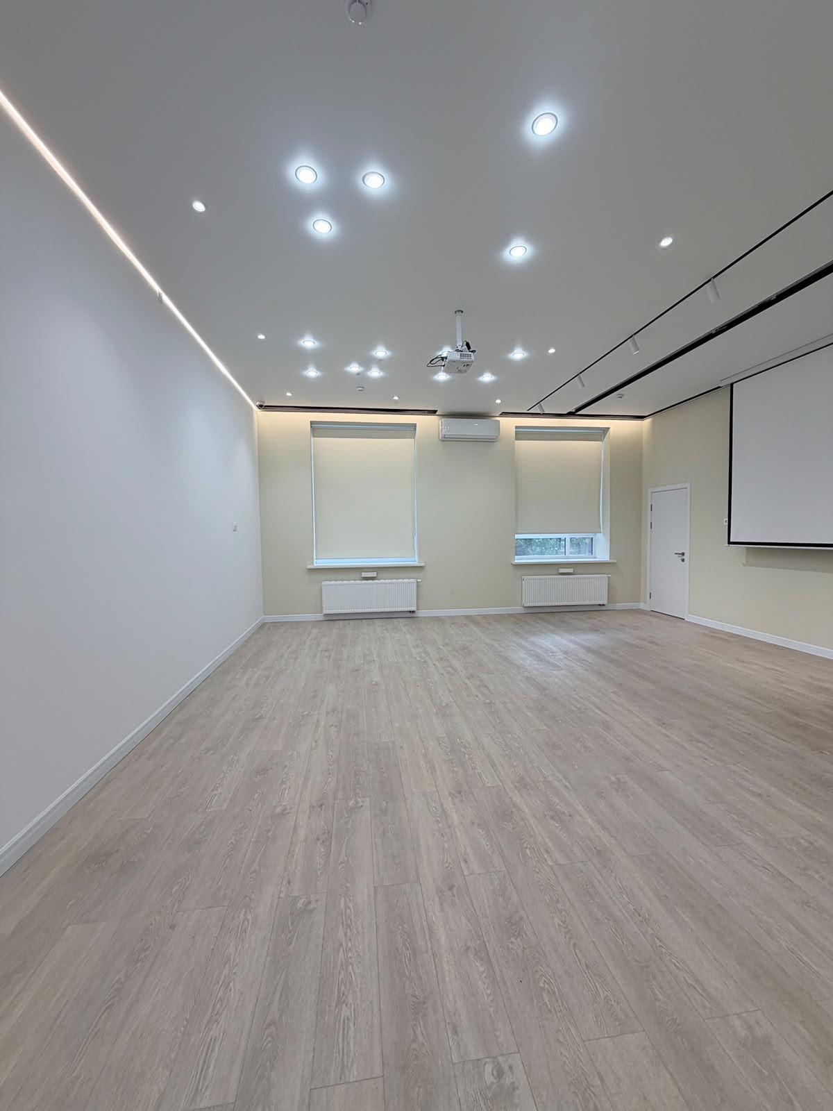 Коммерческое помещение 669.0 м², Астана