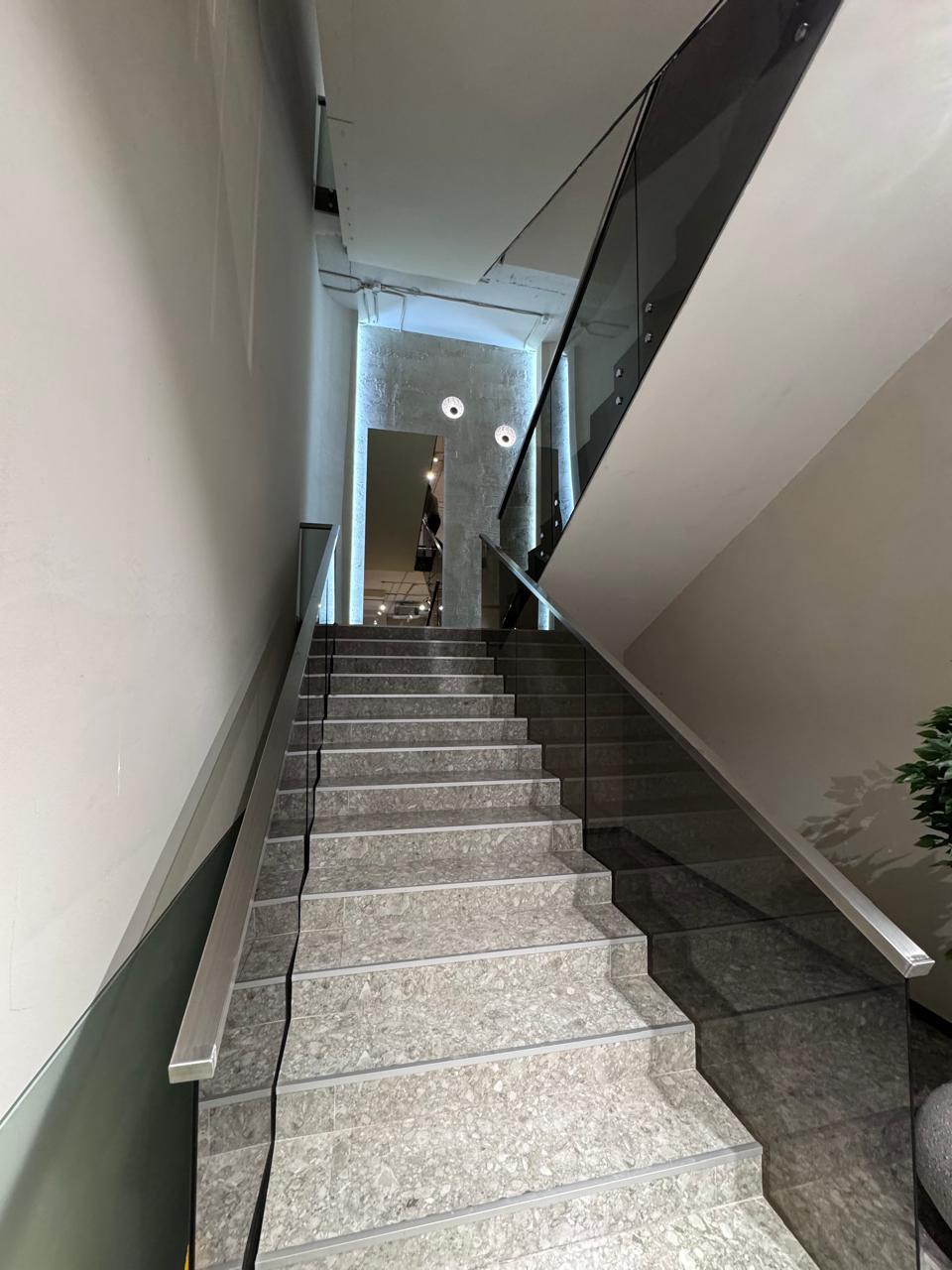 Коммерческое помещение 1008.7 м², Астана