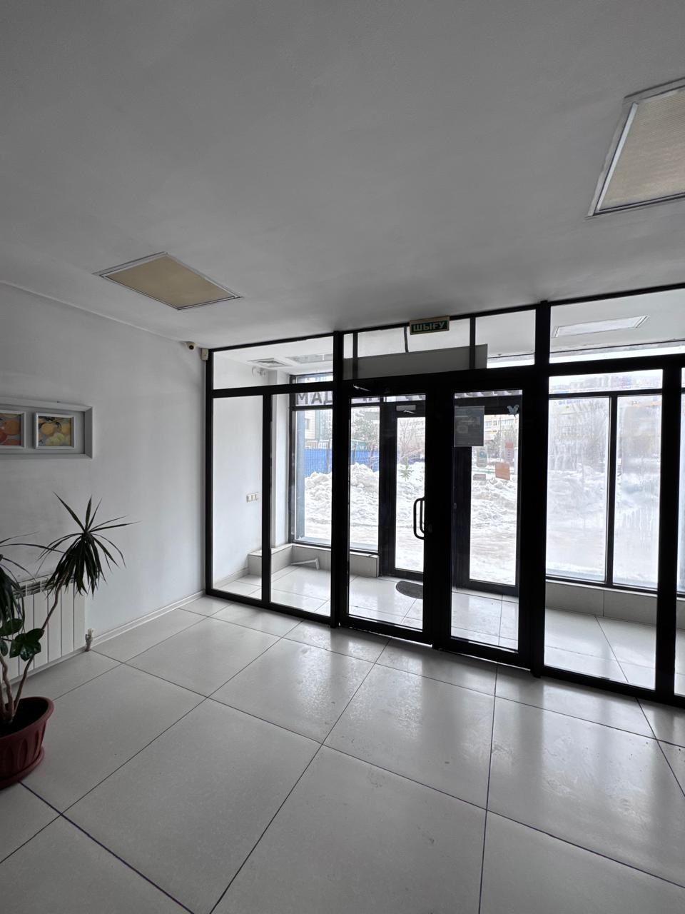 Коммерческое помещение 202.7 м², Астана