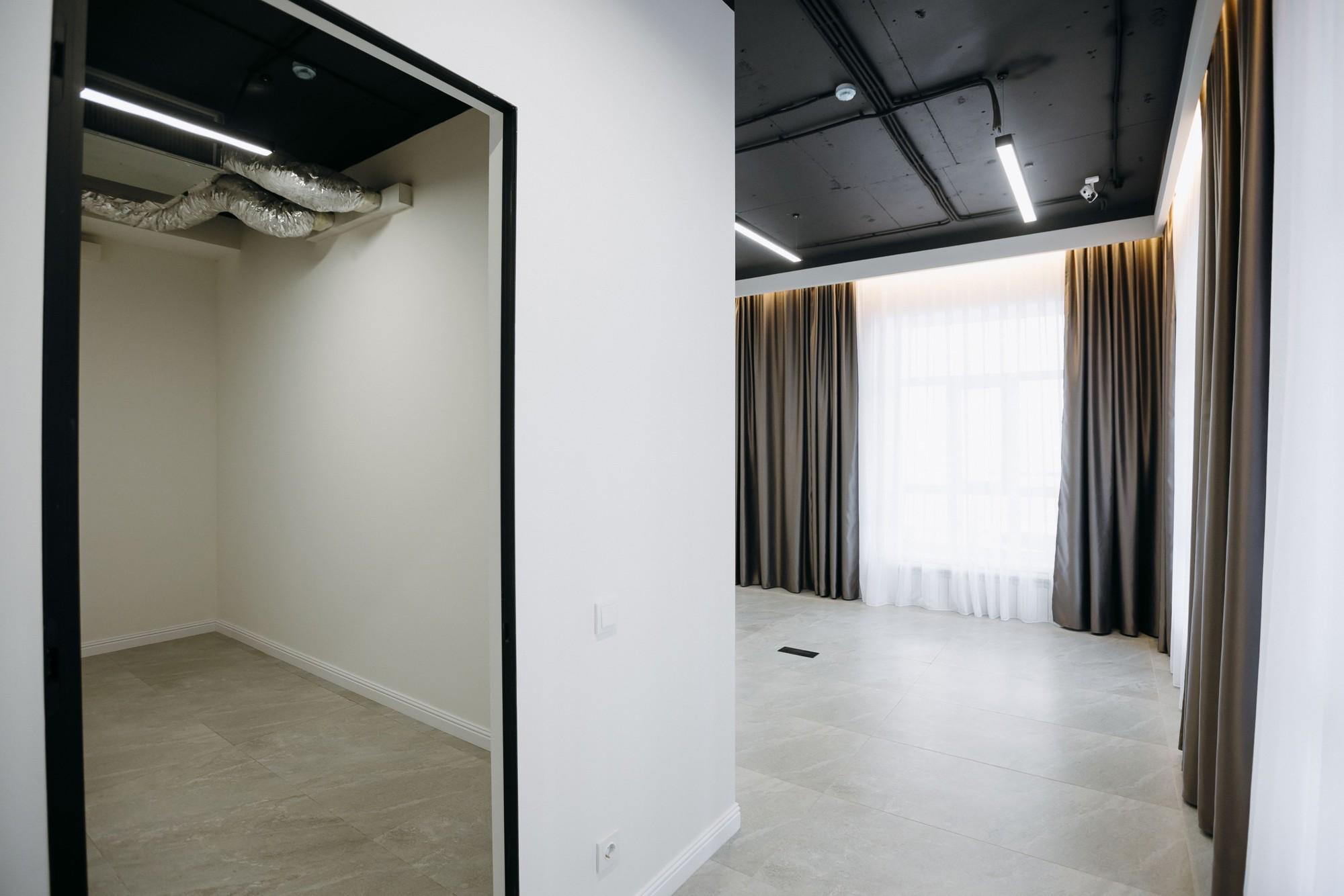 Коммерческое помещение 400.0 м², Астана