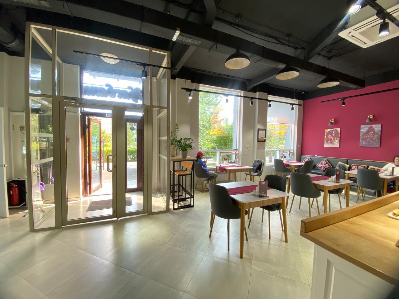 Коммерциялық үй-жай 114.0 м², Астана