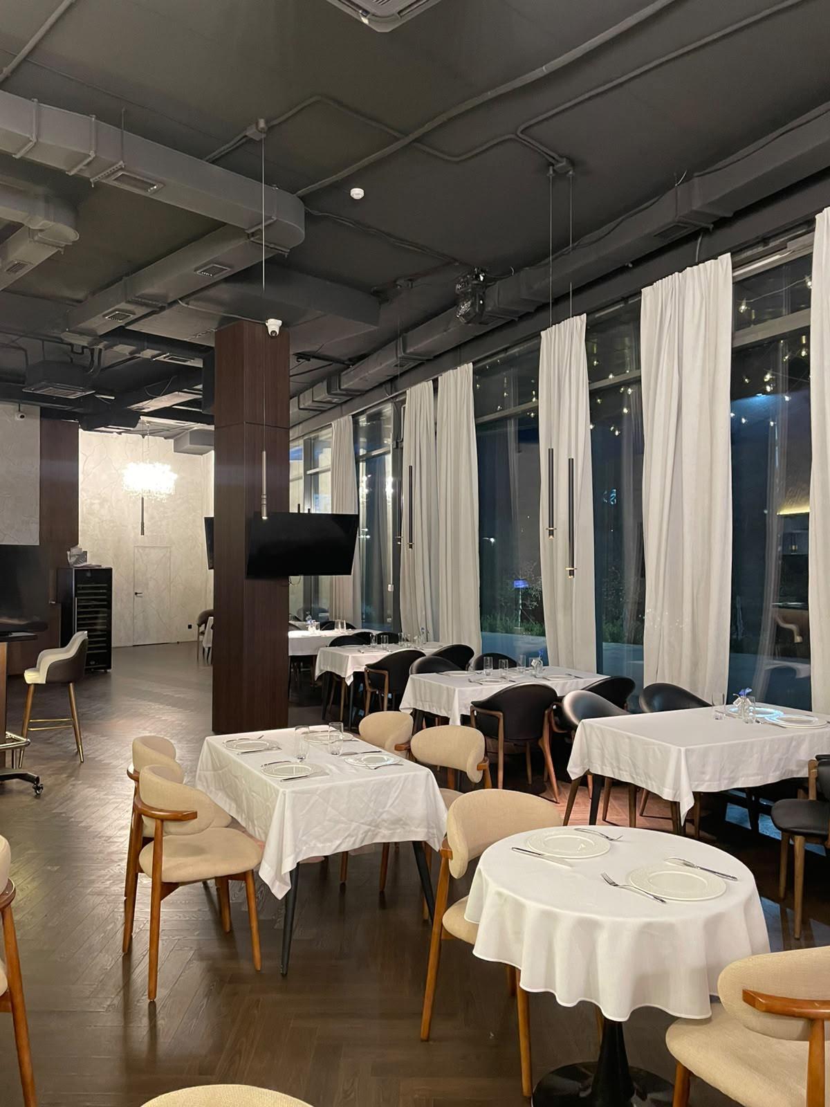 Коммерческое помещение 240.0 м², Астана