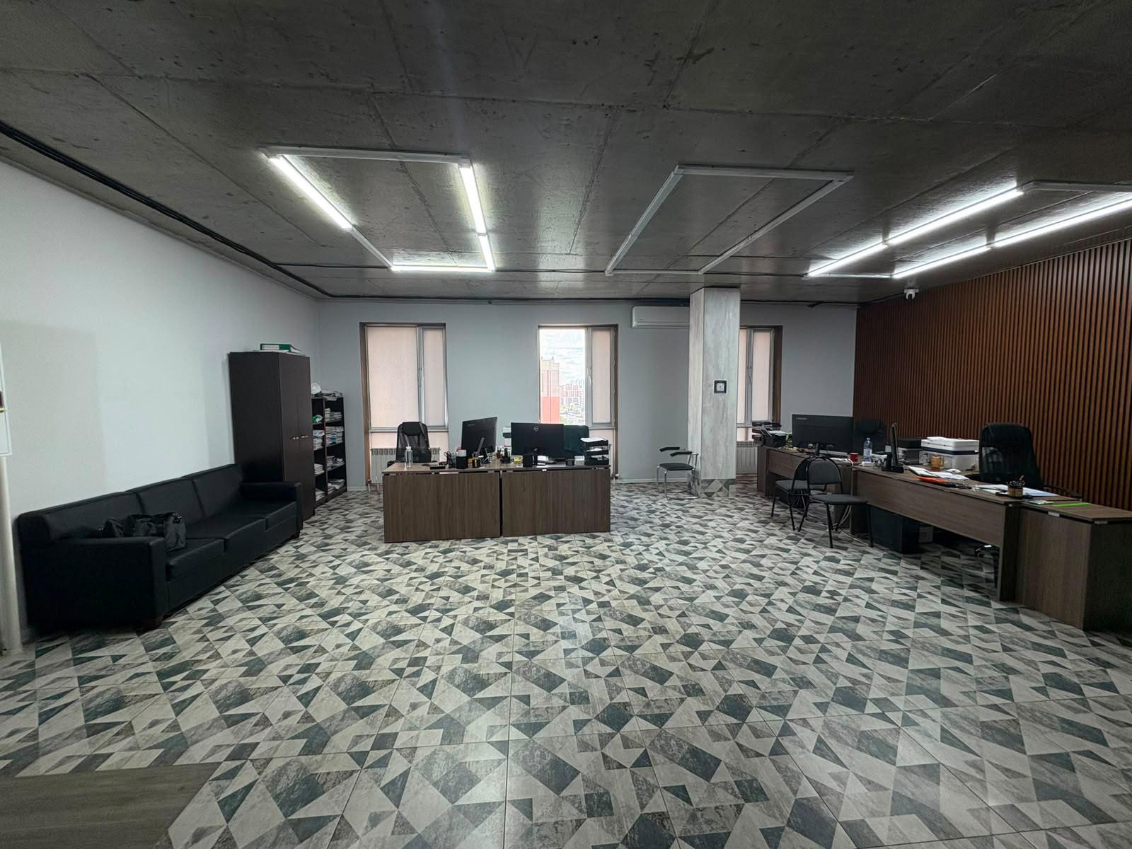 Коммерческое помещение 183.5 м², Астана