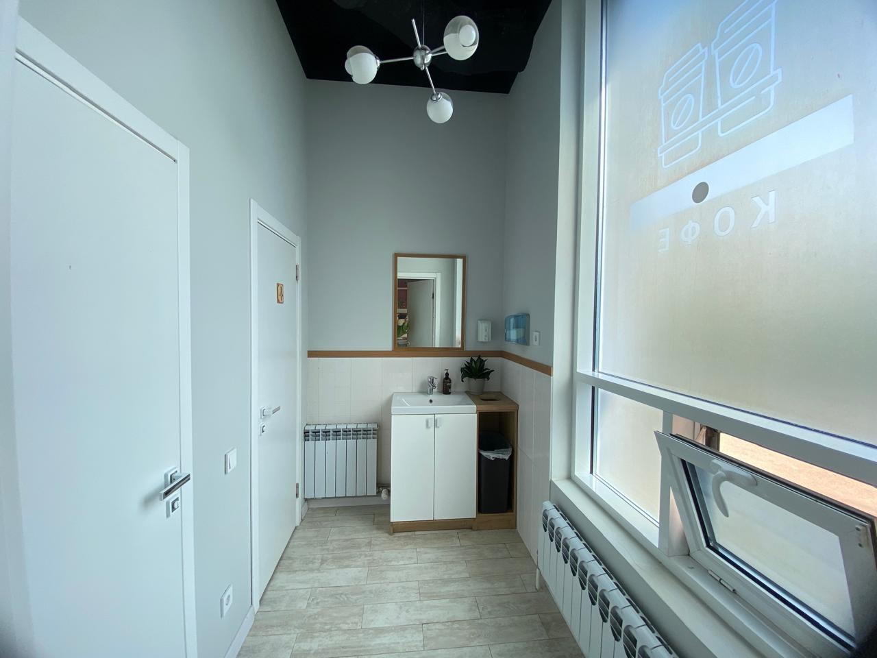 Коммерциялық үй-жай 114.0 м², Астана