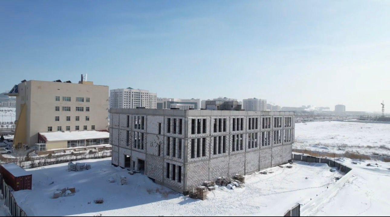 Здание 3510.0 м², Астана