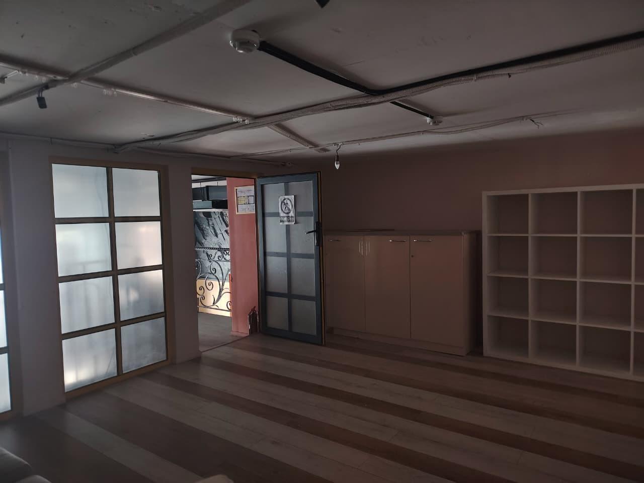 240 m² commercial space, Astana — photo 11