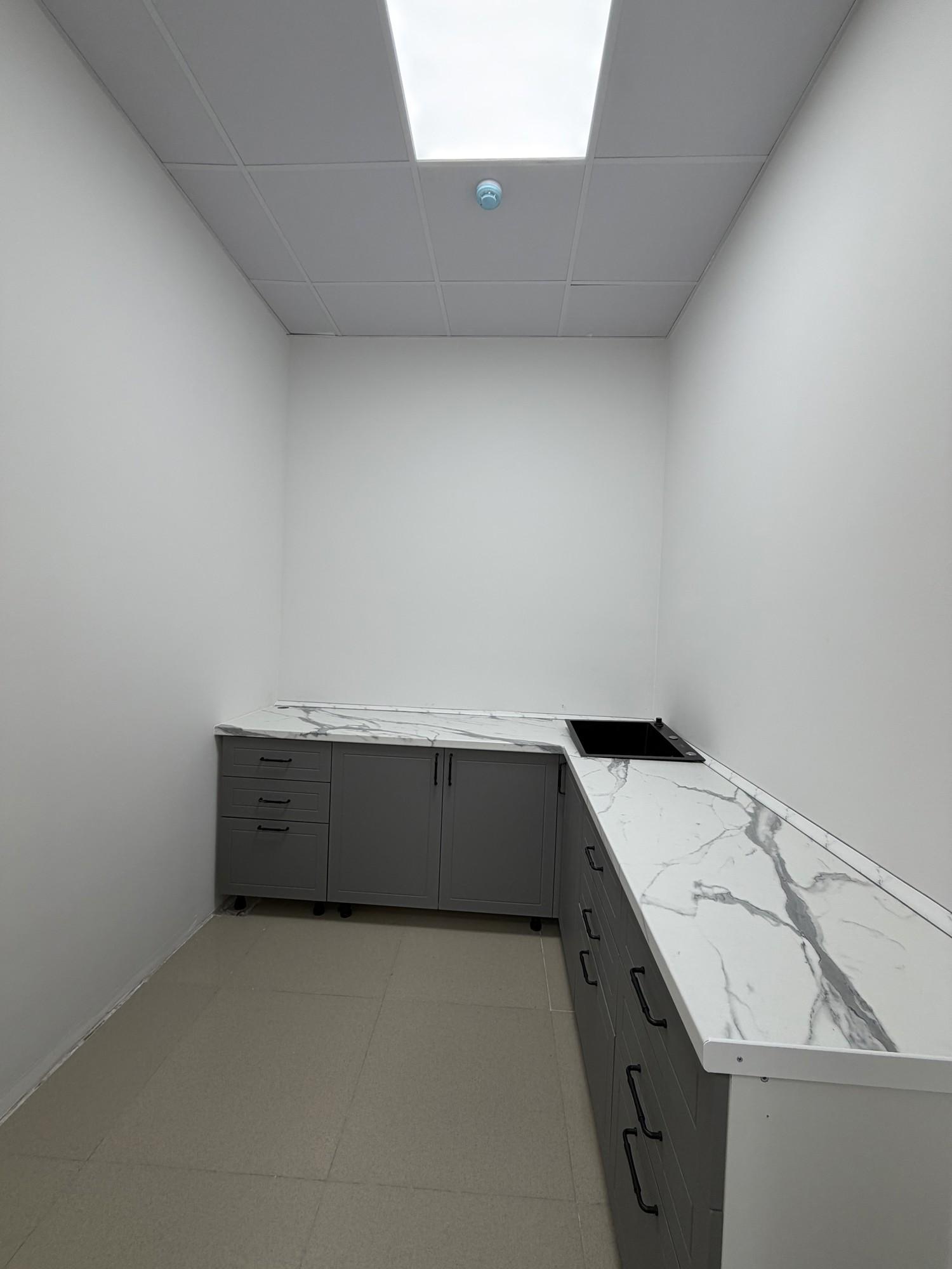 303 m² commercial space, Astana — photo 20