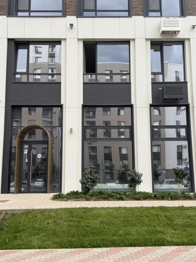 Коммерческое помещение 171.9 м², Астана