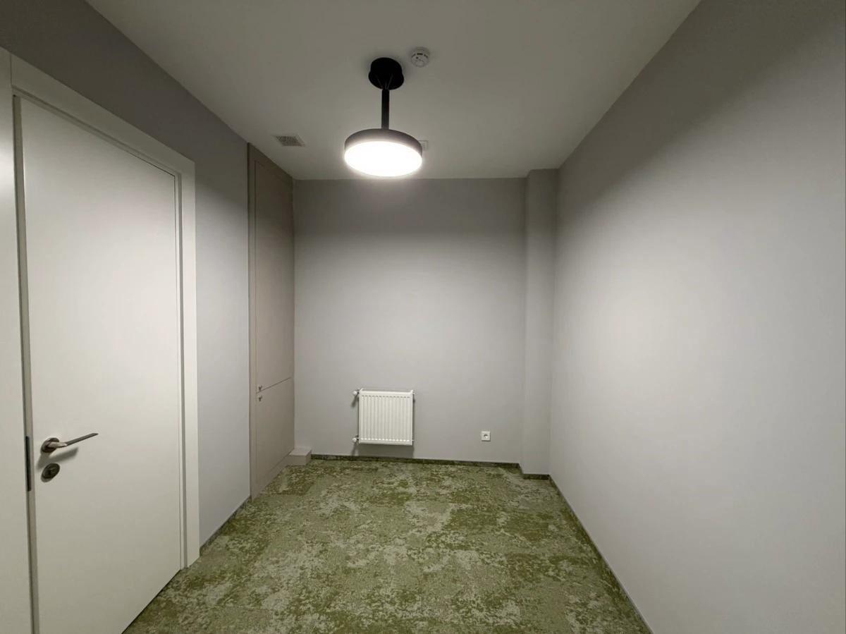 Коммерческое помещение 300.0 м², Астана