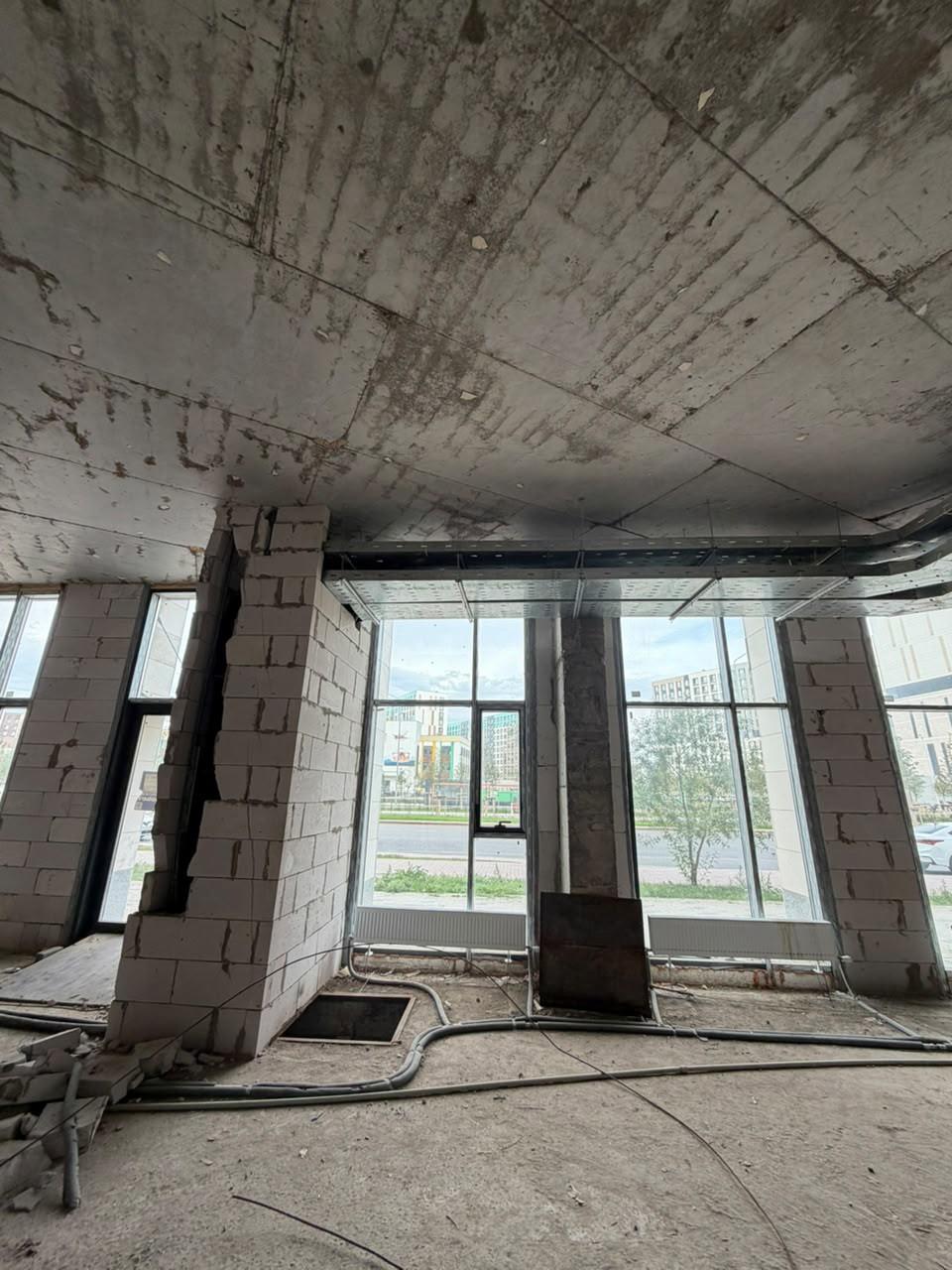 986 m² standalone commercial Commercial building, Astana — photo 7