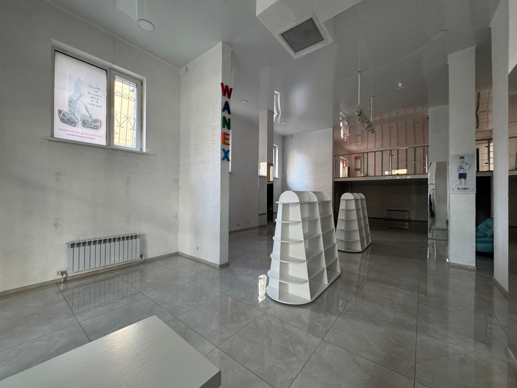 Коммерческое помещение 223.0 м², Астана