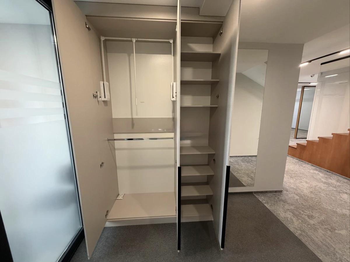 Коммерческое помещение 300.0 м², Астана