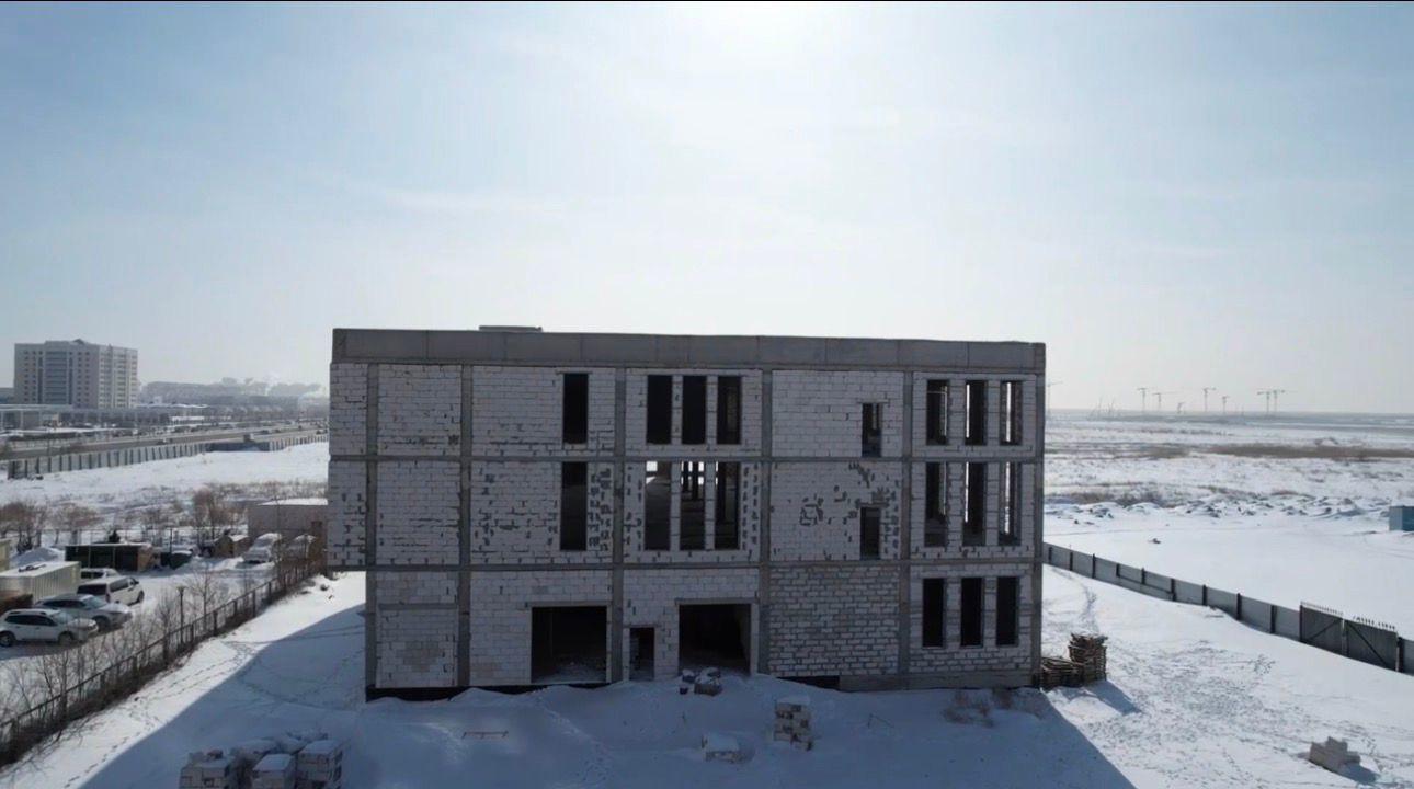 Здание 3510.0 м², Астана