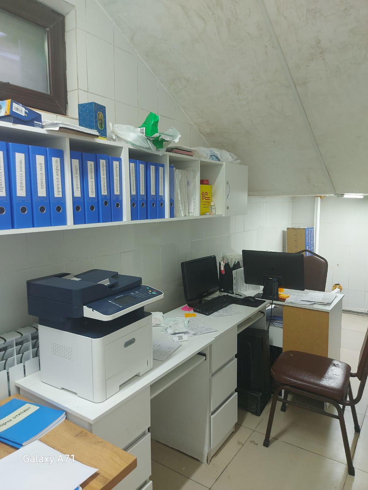 Коммерческое помещение 1088.0 м², Астана