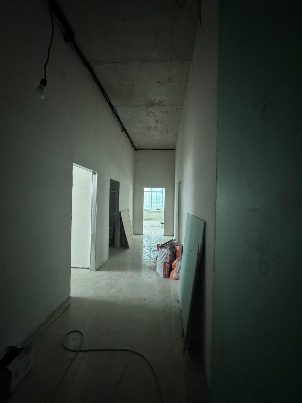 Коммерческое помещение 300.0 м², Астана