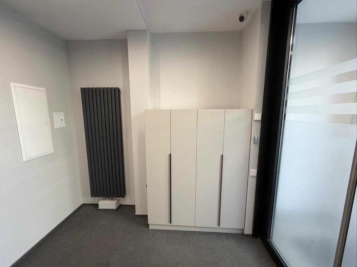Коммерческое помещение 300.0 м², Астана