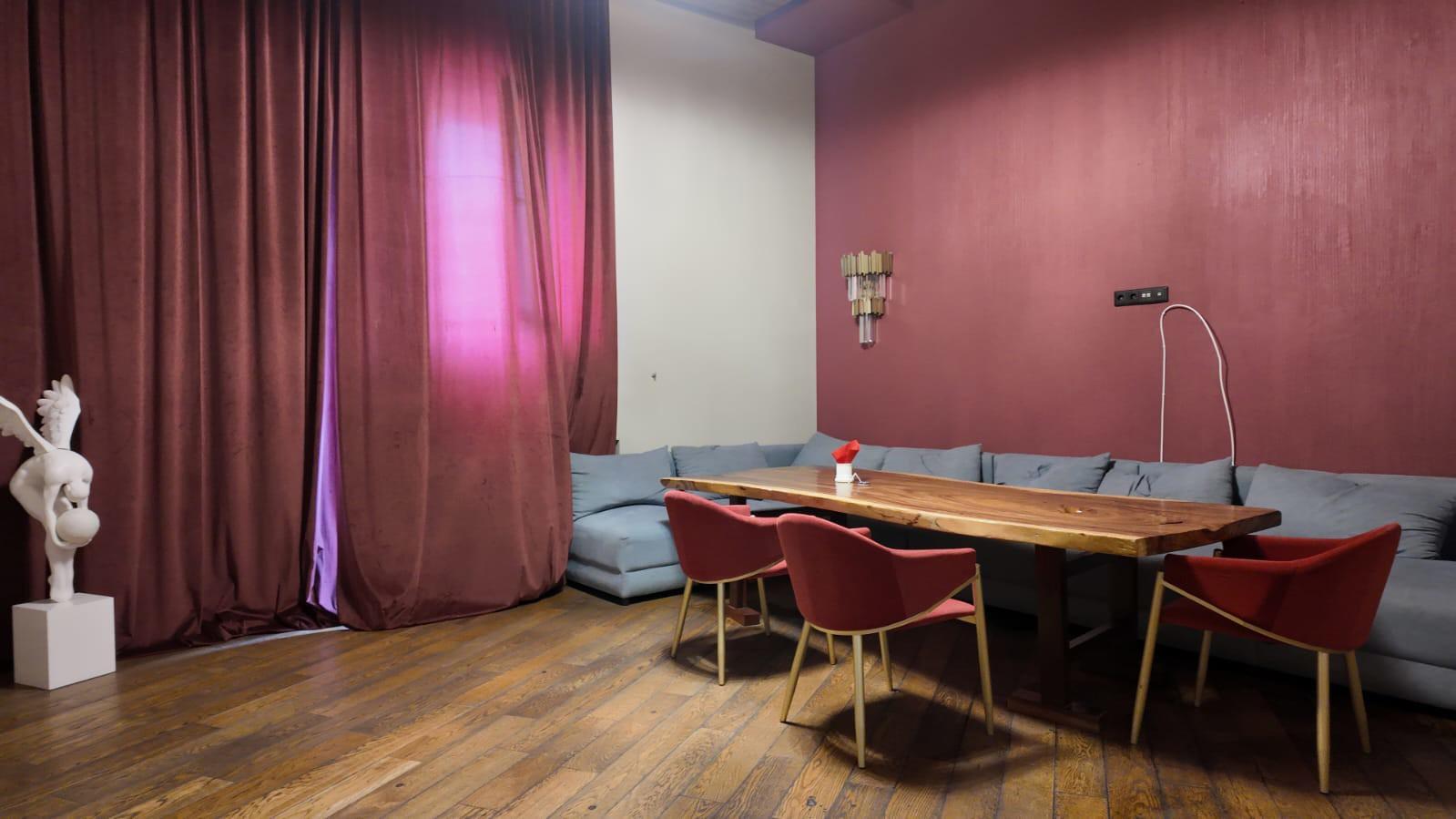 Коммерческое помещение 674.1 м², Астана
