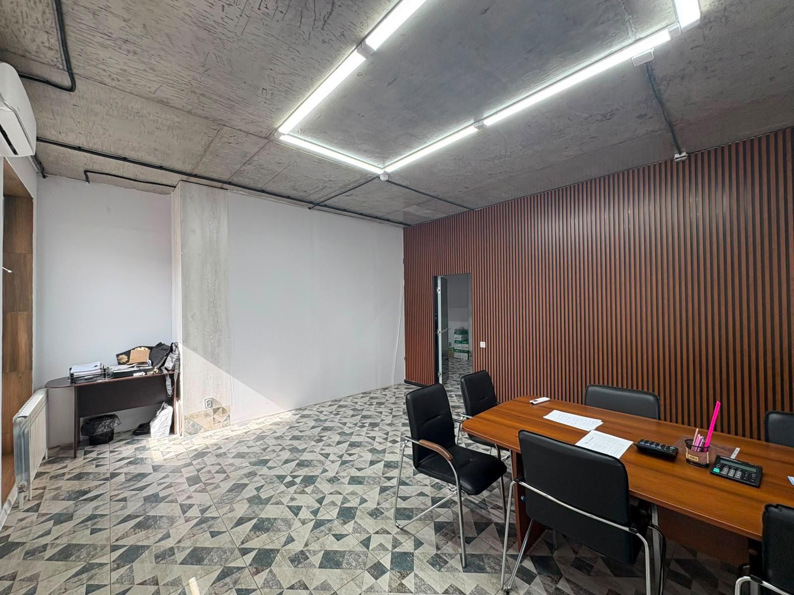 Коммерческое помещение 183.5 м², Астана
