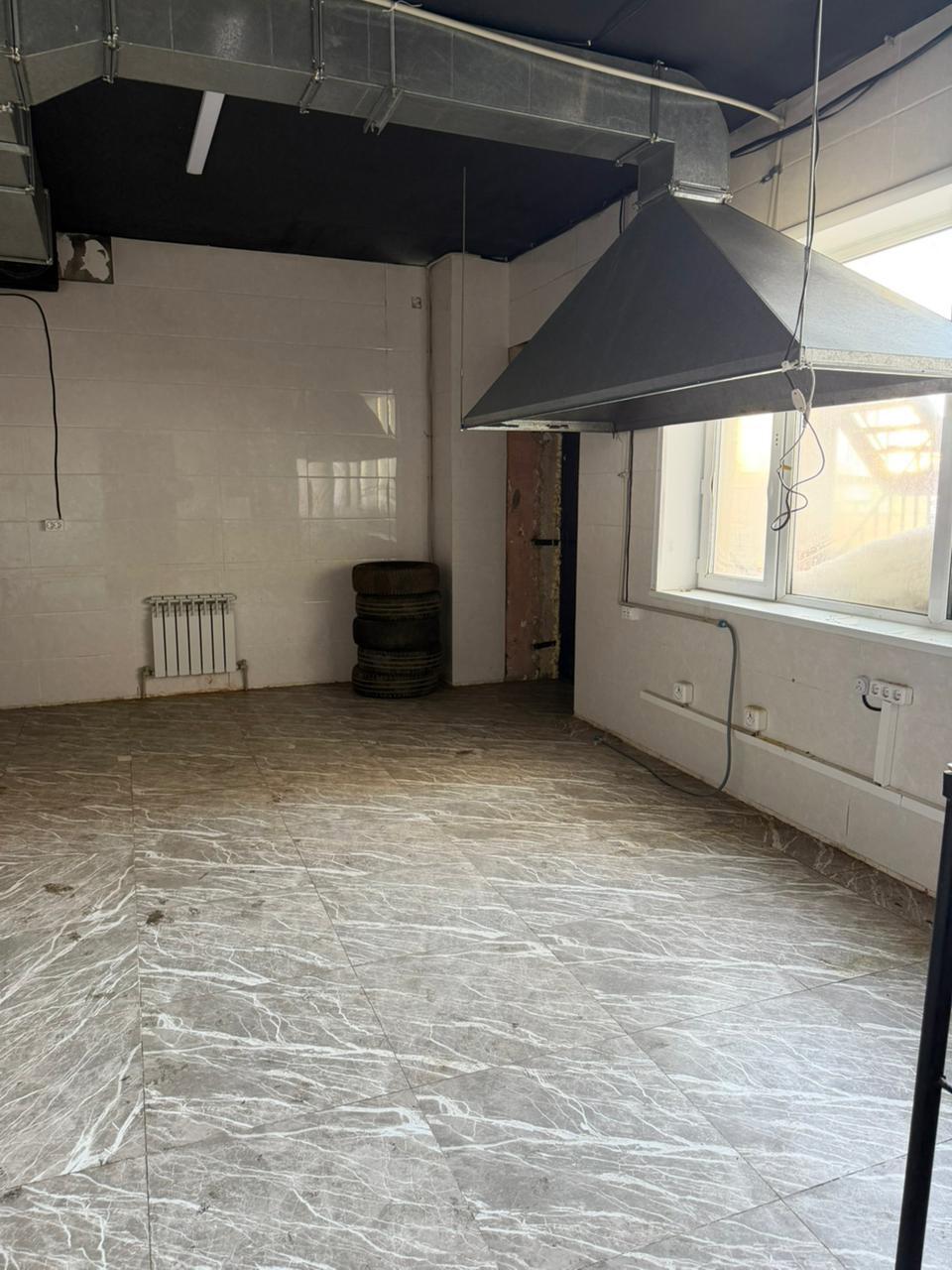 Коммерческое помещение 432.0 м², Астана